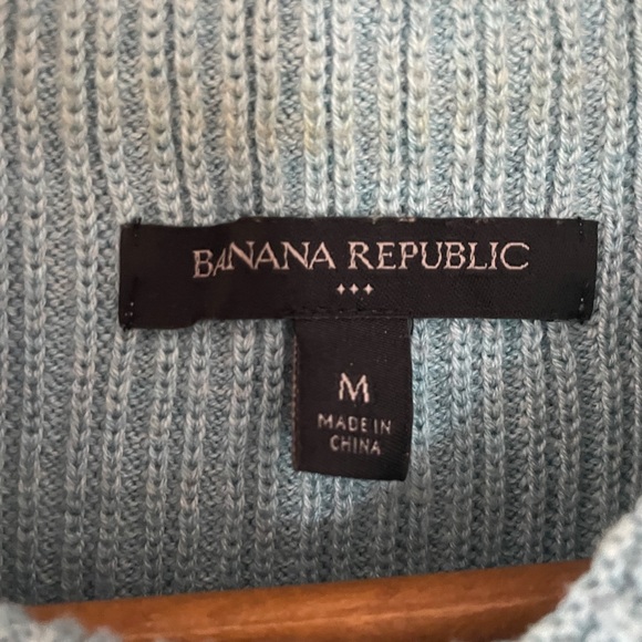 Banana Republic-mock neck sleeveless sweater. NWOT - Picture 2 of 3